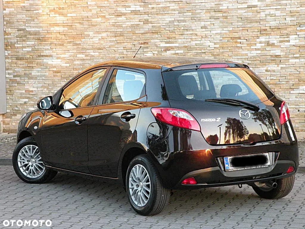Mazda 2 1.3 Exclusive - 23