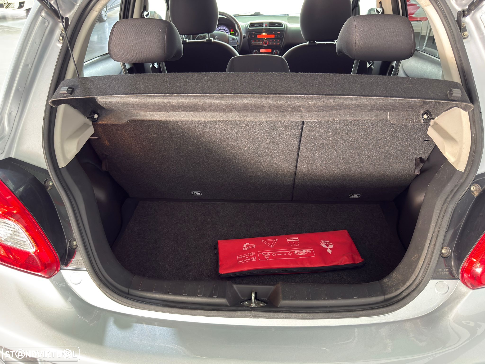 Mitsubishi Space Star 1.2 Intense - 13