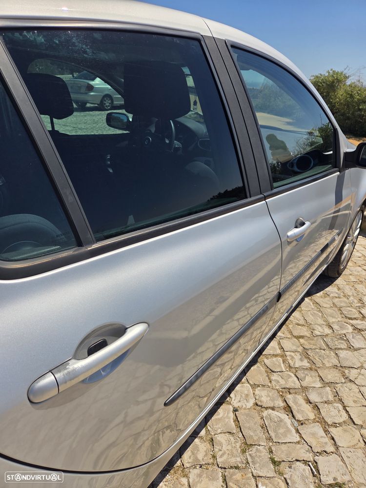 Renault Clio 1.2 TCE Dynamique S - 23