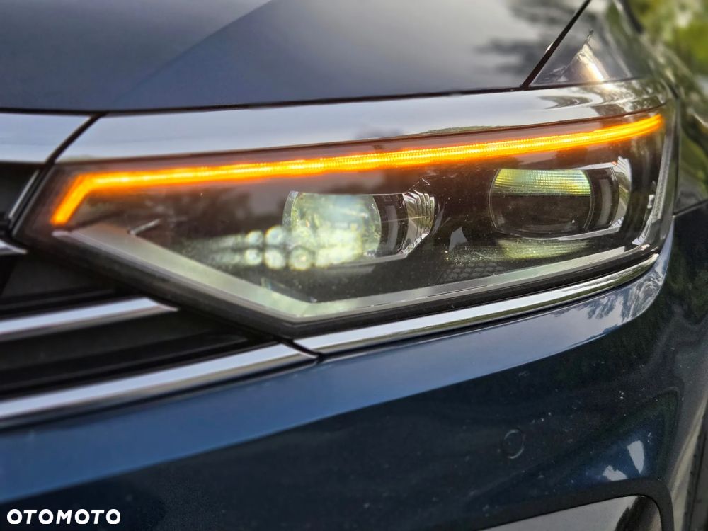 Volkswagen Passat 2.0 TSI Elegance DSG - 15