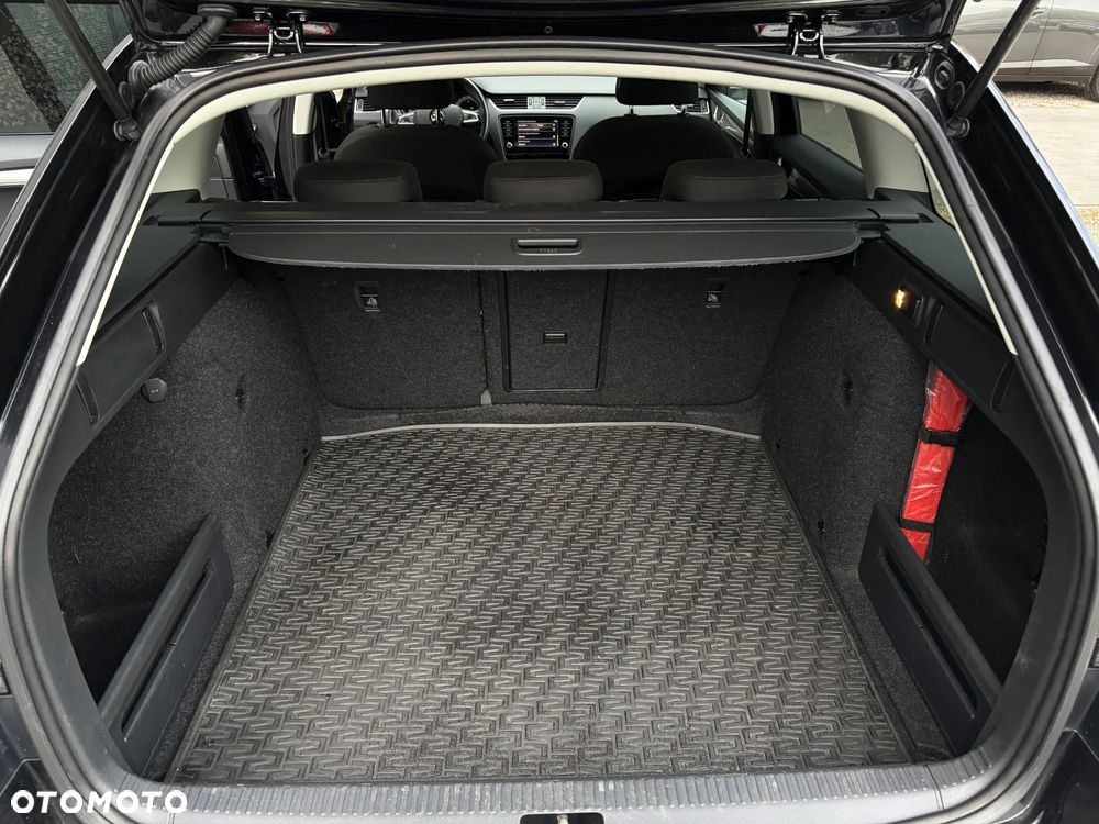 Skoda Octavia 1.4 TSI Style DSG - 36