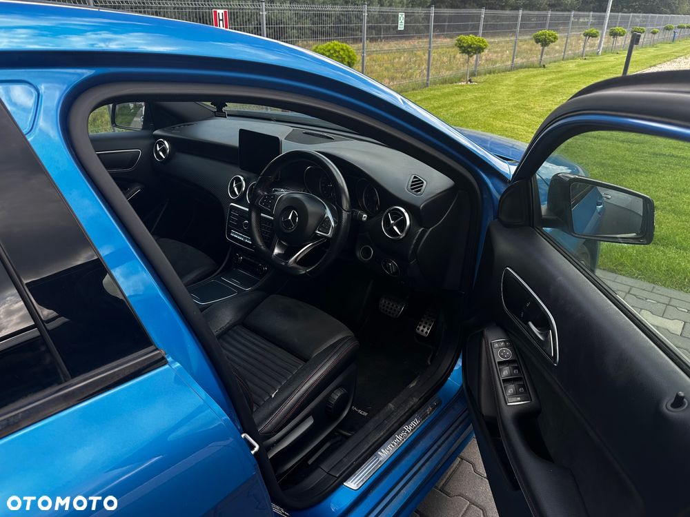 Mercedes-Benz Klasa A 180 d 7G-DCT AMG Line - 13