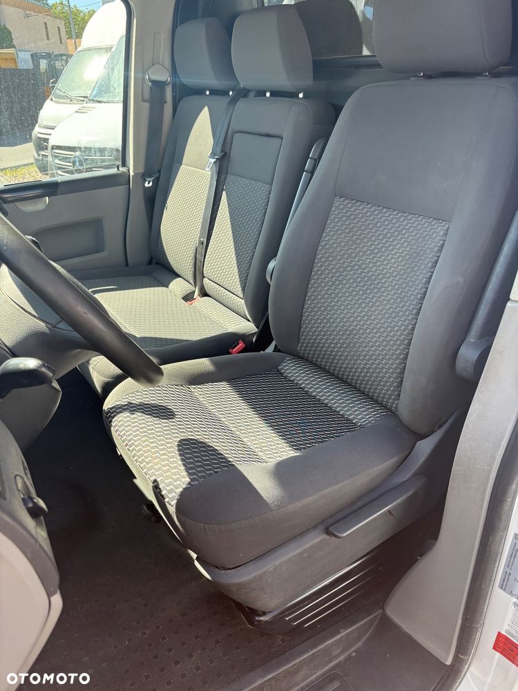 Volkswagen Transporter T5 - 12