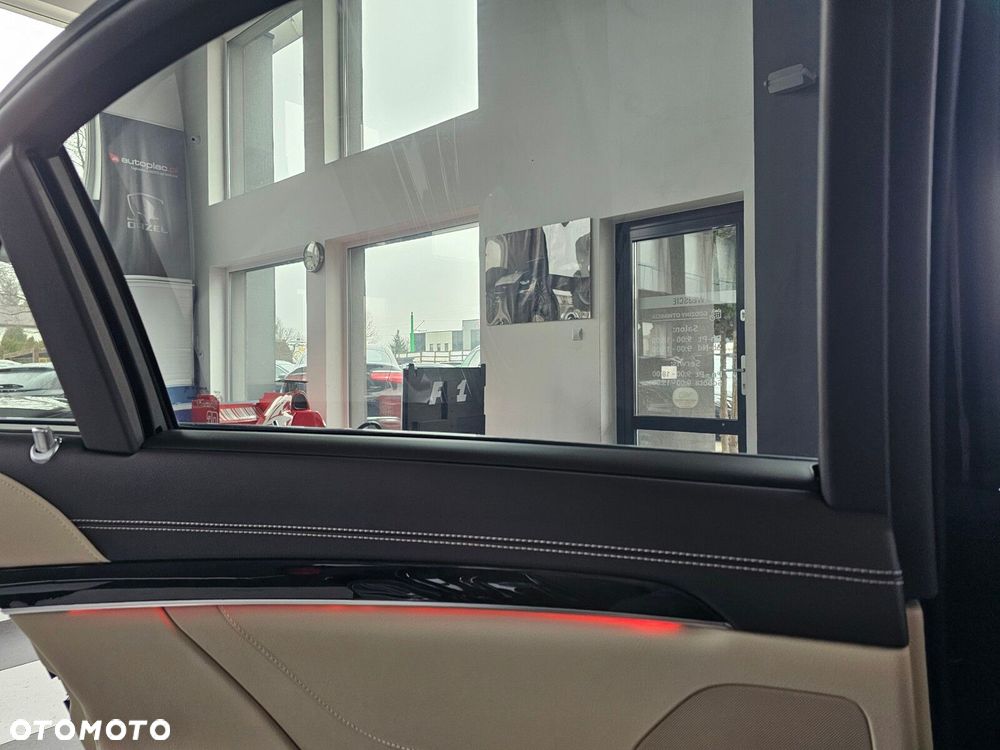 Mercedes-Benz Klasa S - 25