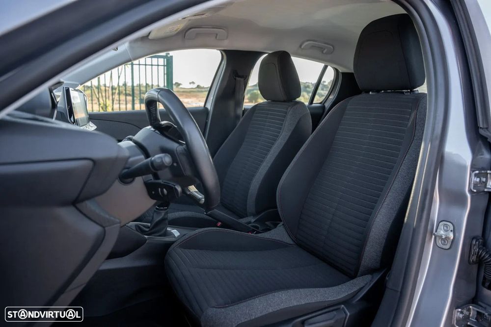 Peugeot 208 1.2 PureTech Active - 16