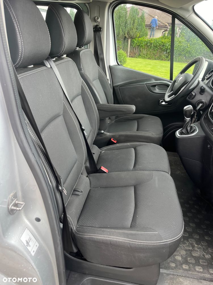 Renault Trafic 2.0 dCi EDC - 8