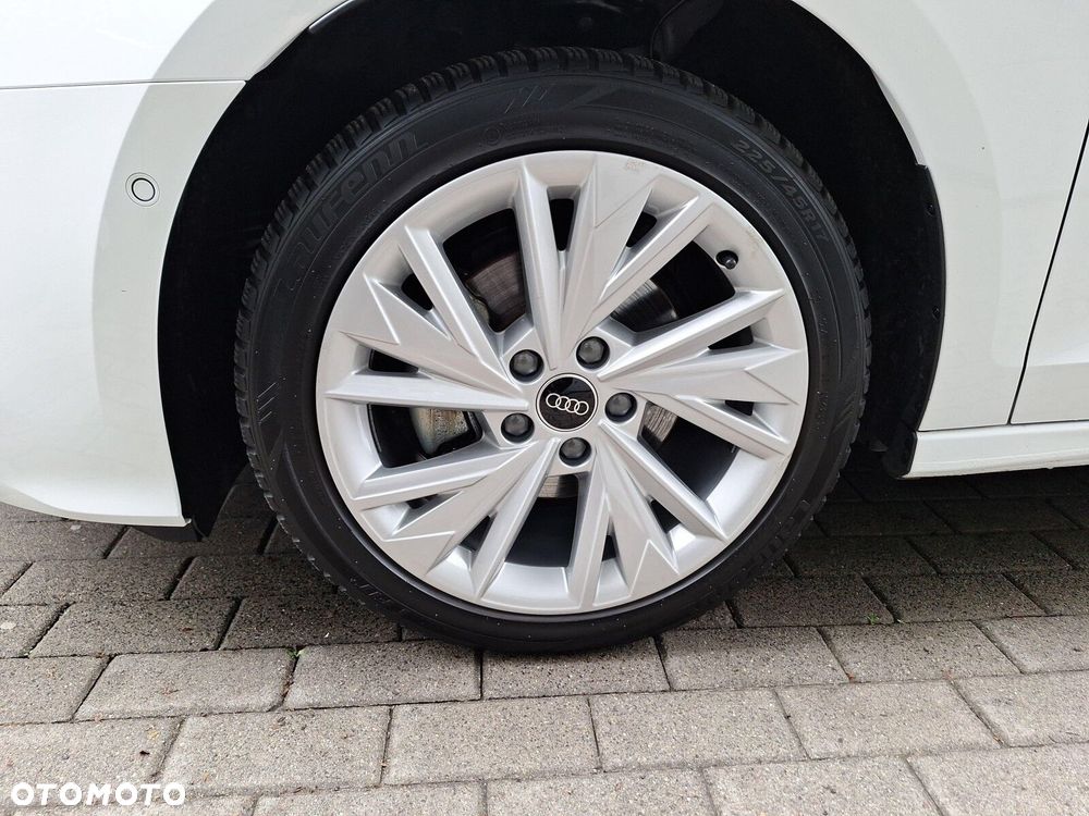 Audi A3 Limousine 35 TFSI mHEV S tronic - 34