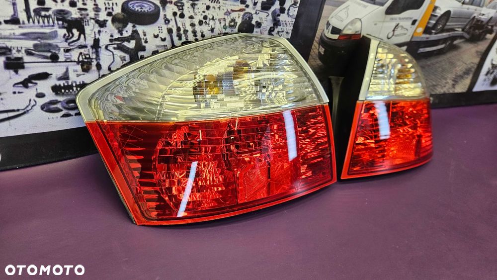 Lampa Lampy Tyl Tylne Lewa Prawa Komplet AUDI A4 B6 Sedan Depo - 2