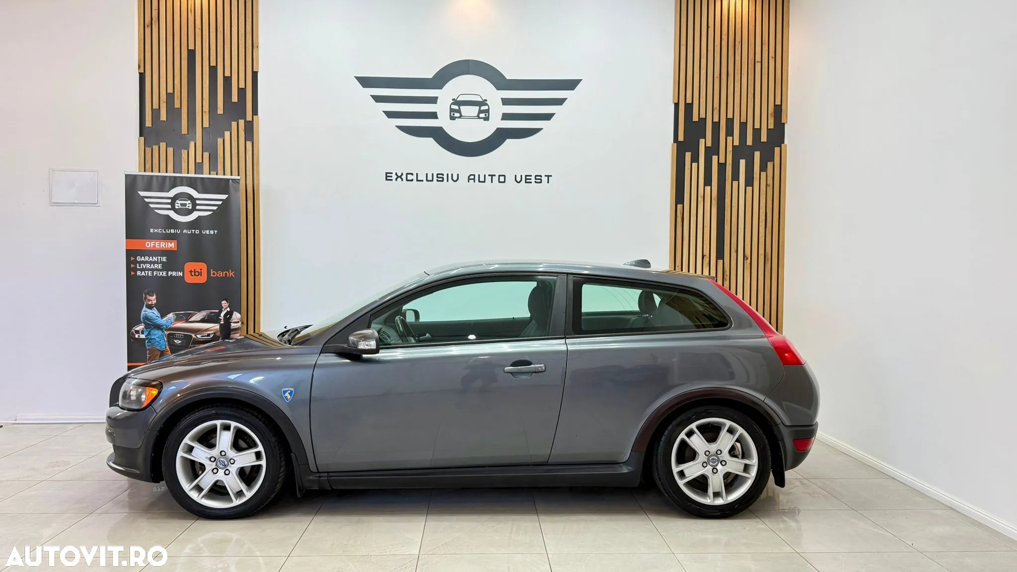Volvo C30 2.0D Summum - 13