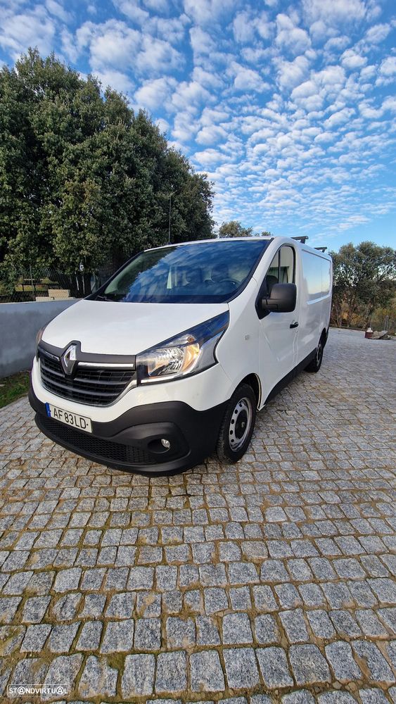 Renault Trafic 2.0 dci - 1