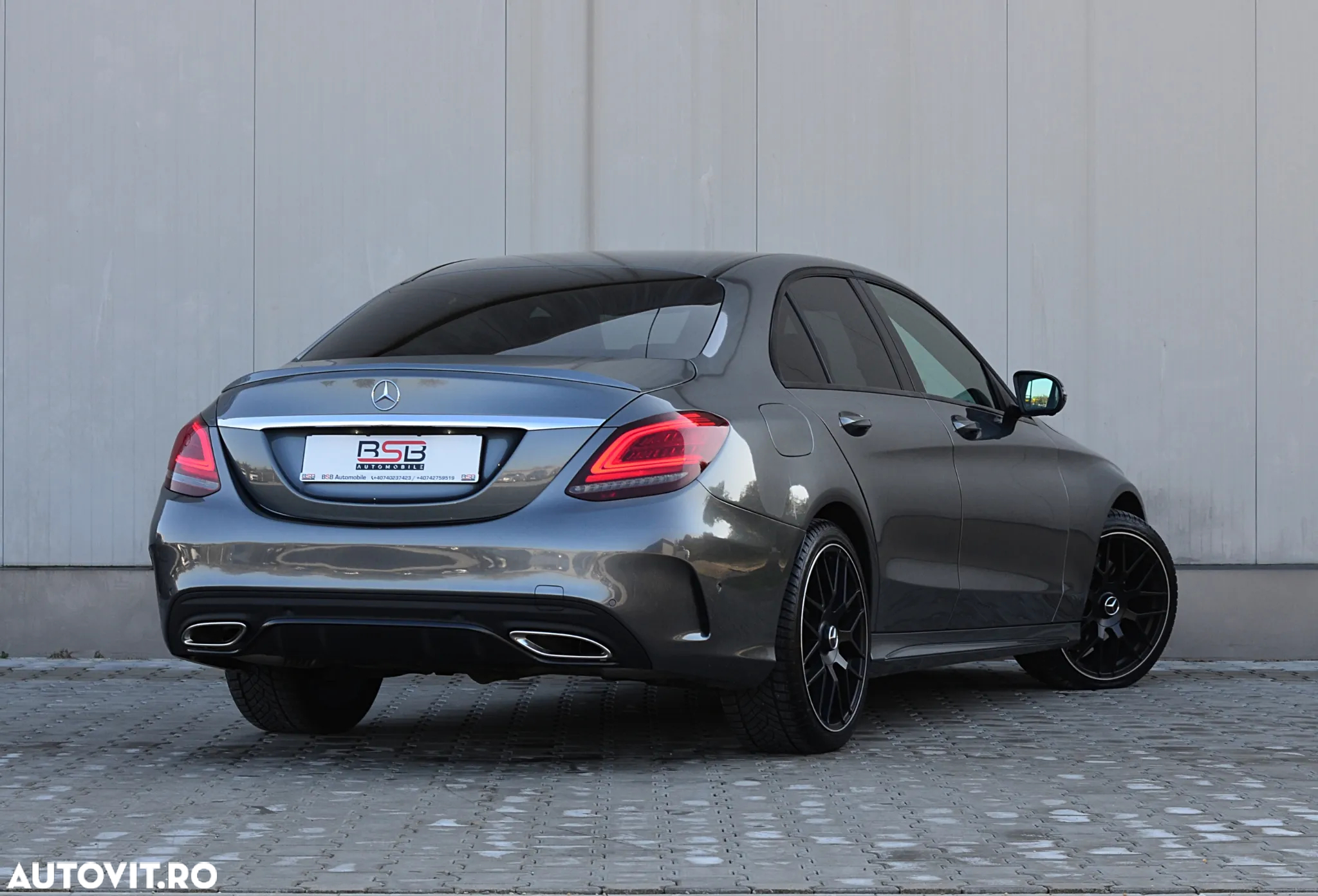 Mercedes-Benz C 200 4Matic 9G-TRONIC AMG Line - 7