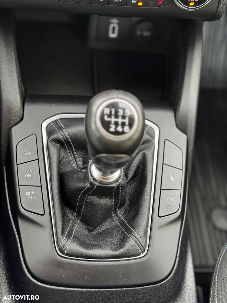 Ford Focus 1.5 EcoBlue Start-Stopp-System ACTIVE - 11