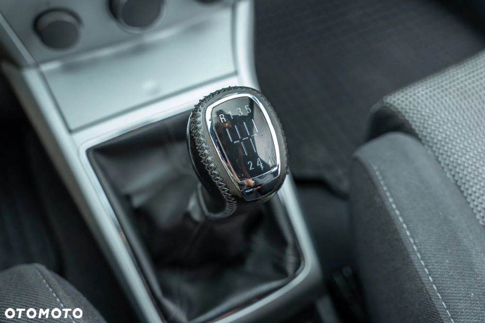 Opel Astra GTC 1.8 Sport - 38