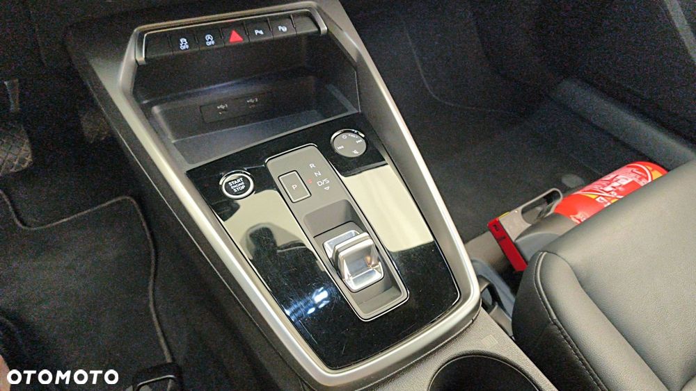 Audi A3 Limousine 35 TFSI mHEV S tronic - 19