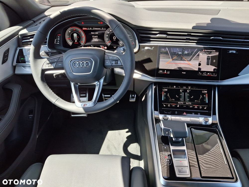 Audi Q8 - 25