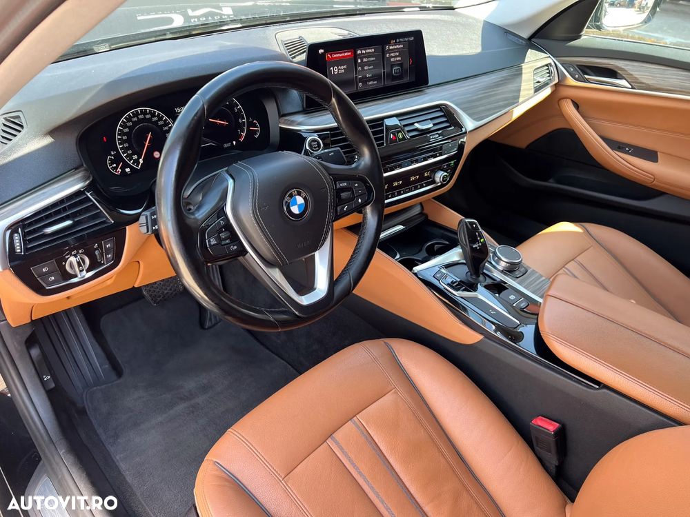 BMW Seria 5 530i AT - 19