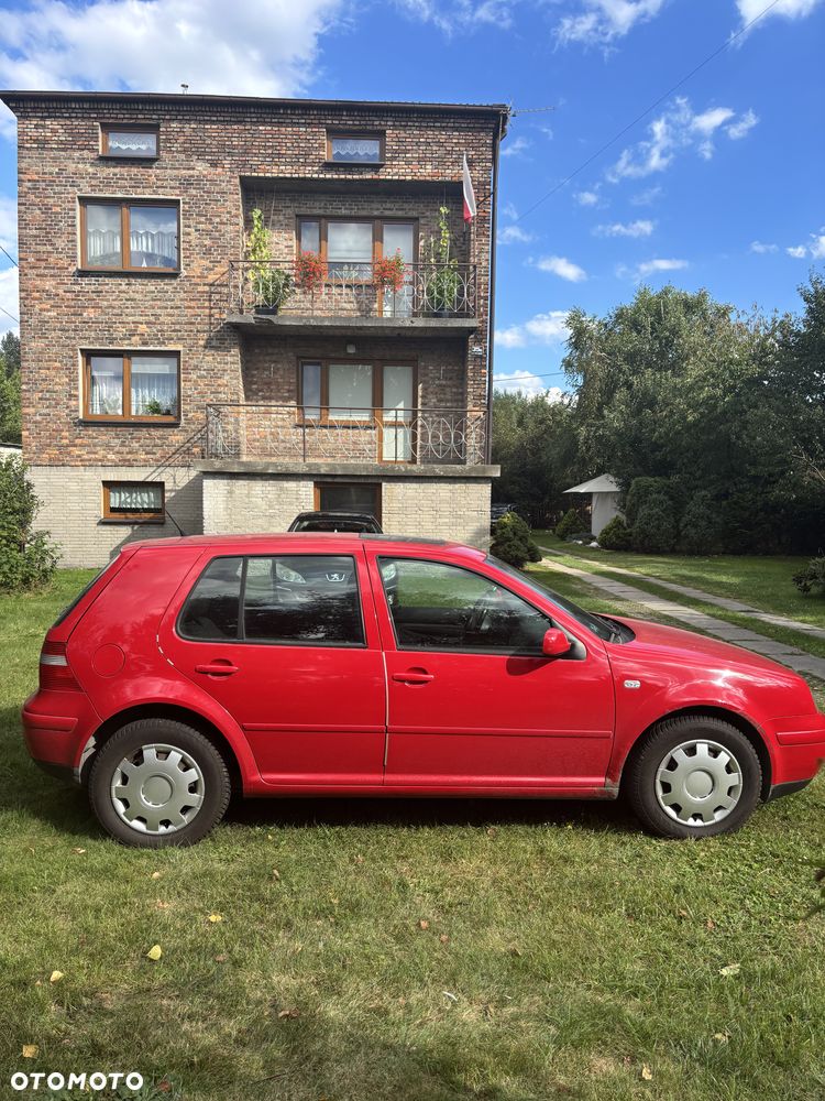 Volkswagen Golf 1.9 SDI Basis - 2