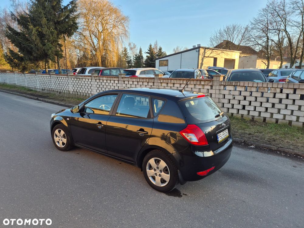 Kia Ceed 1.4 CVVT Edition 7 - 9