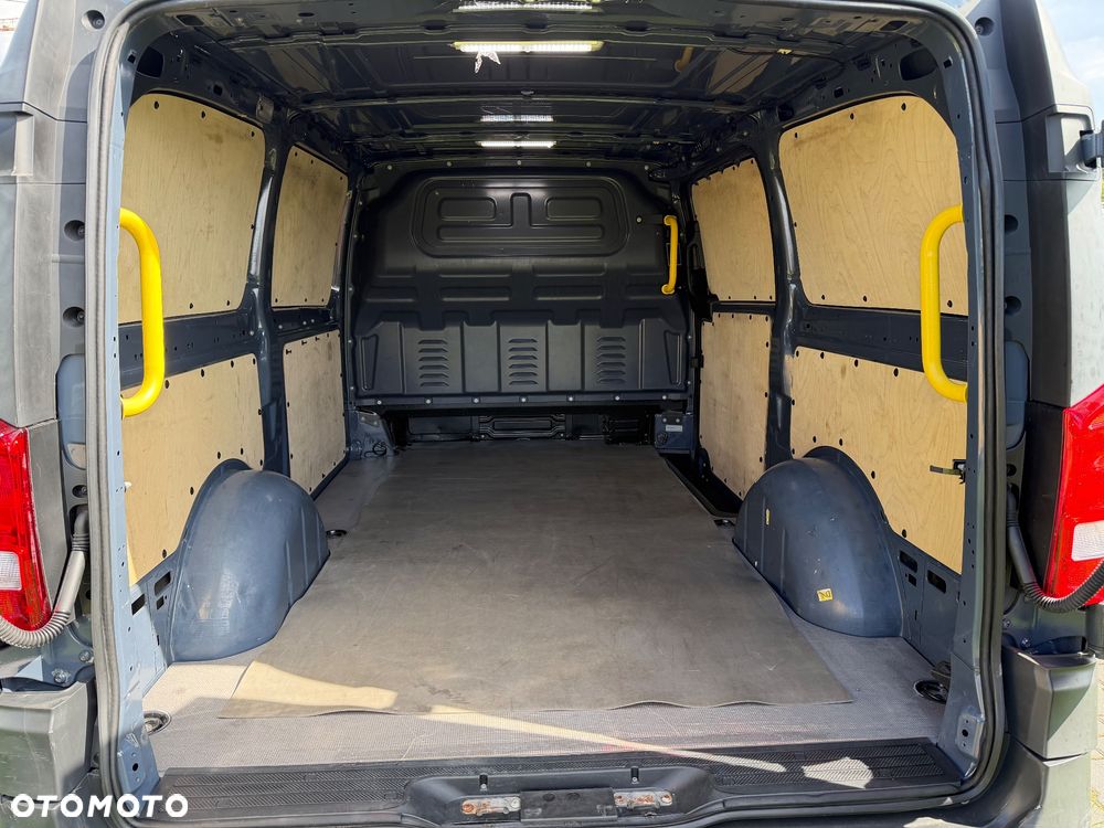 Mercedes-Benz Vito - 17