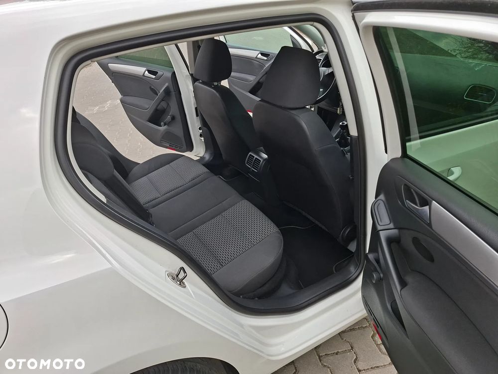 Volkswagen Golf 2.0 TDI DPF Comfortline - 10