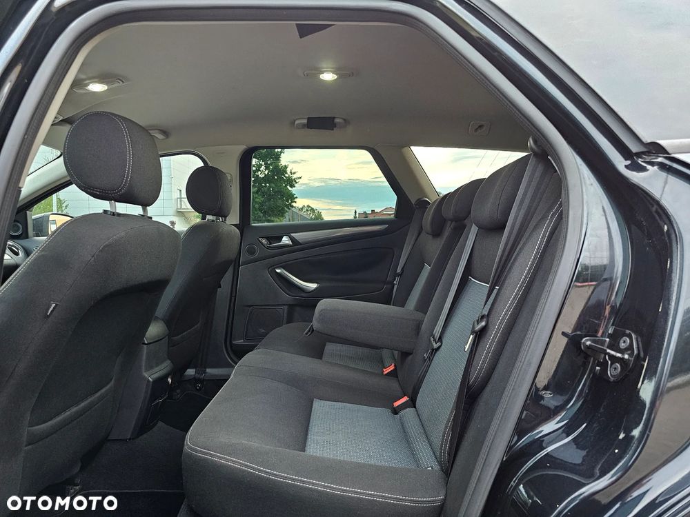 Ford Mondeo 2.0 Trend / Trend+ - 15