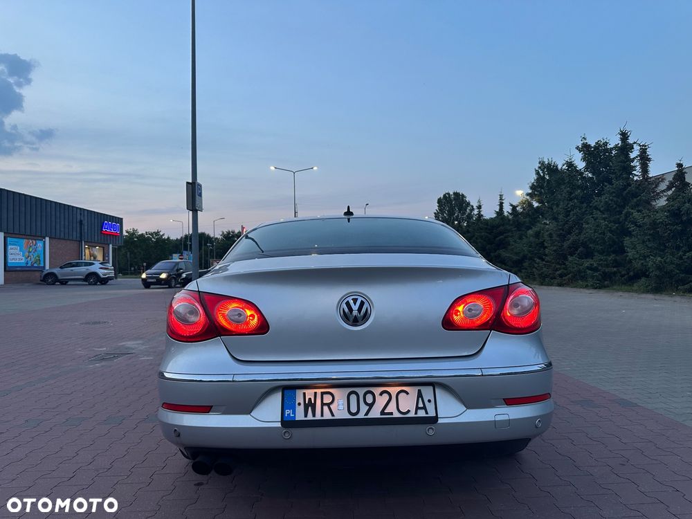 Volkswagen Passat CC - 15