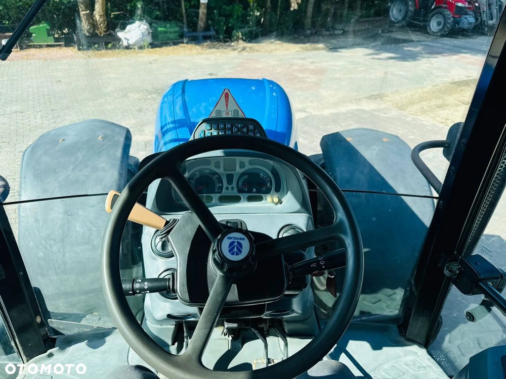 New Holland T7030 - 15