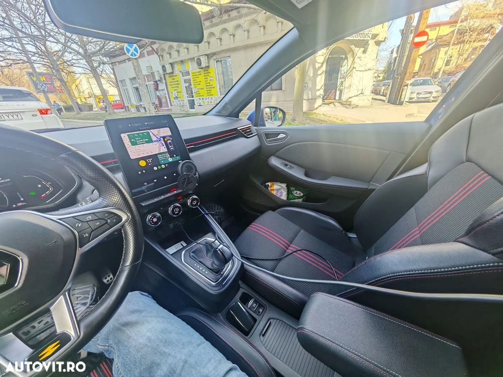 Renault Clio E-TECH 140 R.S. LINE - 4