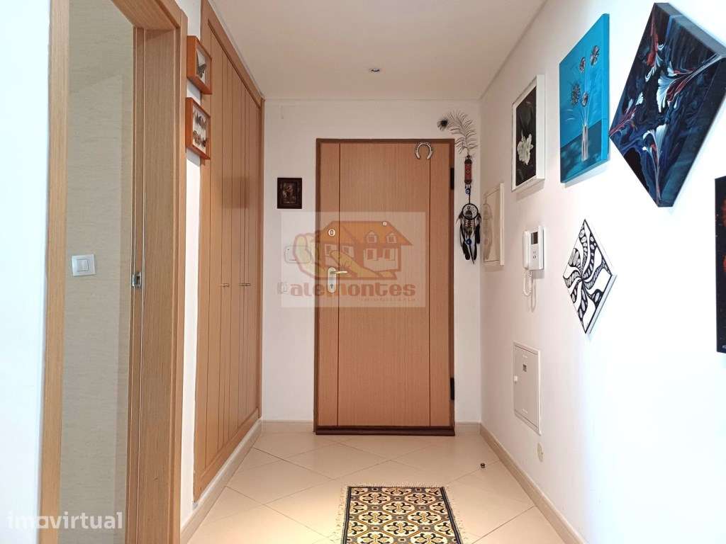 Apartamento T4 com varanda e vista desafogada - 5 minutos do centro - Grande imagem: 3/16