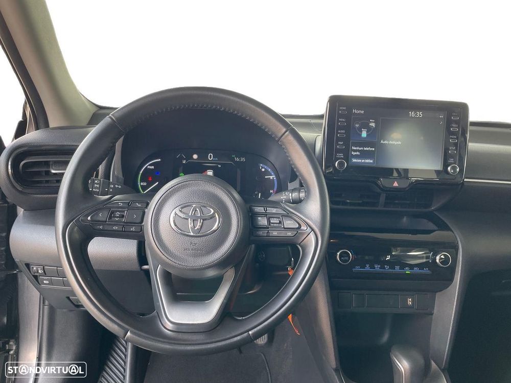 Toyota Yaris Cross 1.5 HDF Comfort Plus - 10