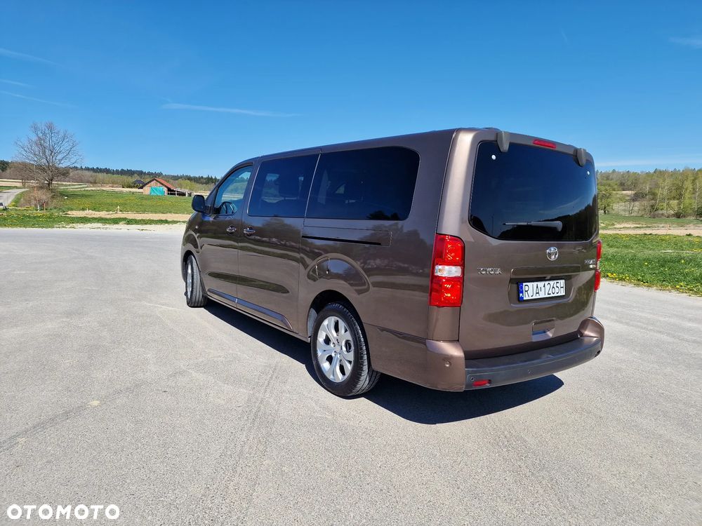 Toyota ProAce 2,0-l-D-4D L2 (8-Si.) Verso Family Comfort - 5