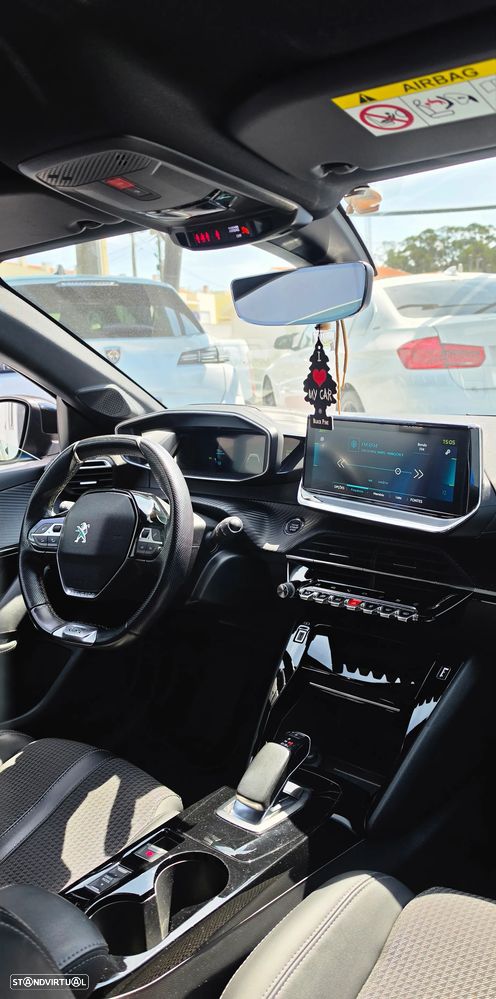 Peugeot e-208 GT Pack - 17