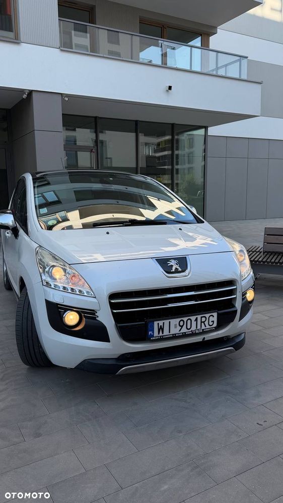 Peugeot 3008 2.0 HDi HYbrid4 - 1