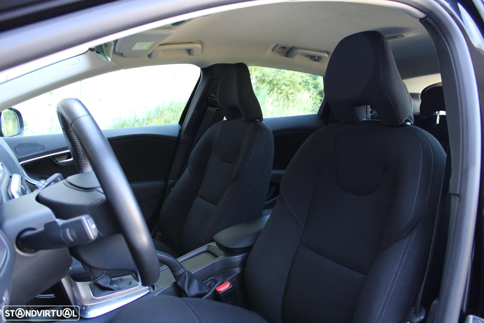 Volvo V40 Cross Country 2.0 D2 Momentum Geartronic - 11