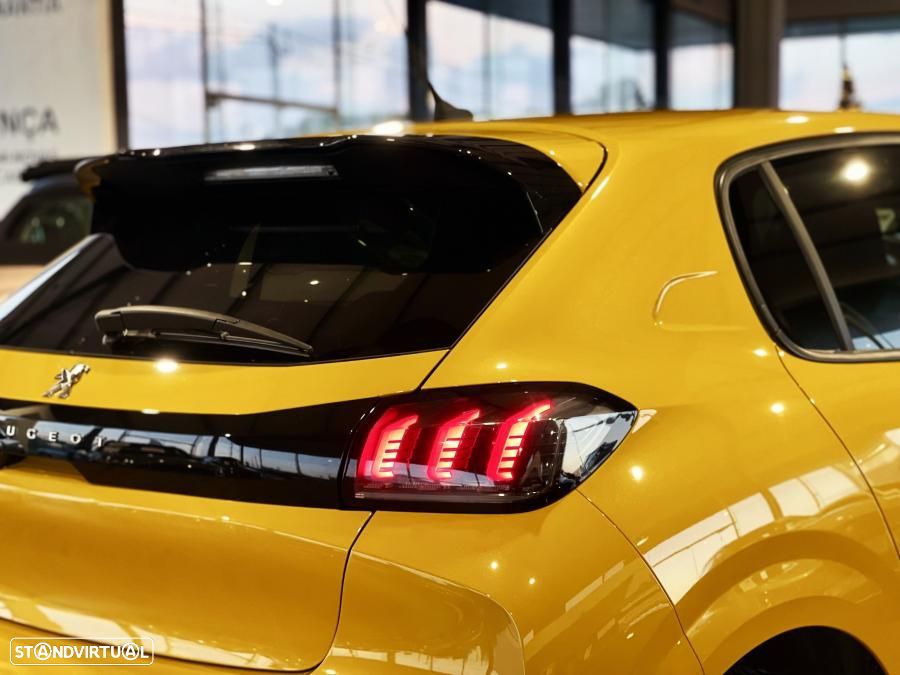 Peugeot 208 1.2 PureTech Allure Pack EAT8 - 7