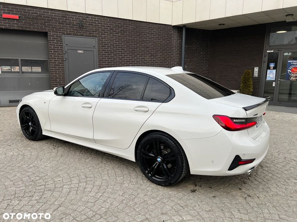 BMW Seria 3 320d xDrive Sport Line Shadow sport - 5