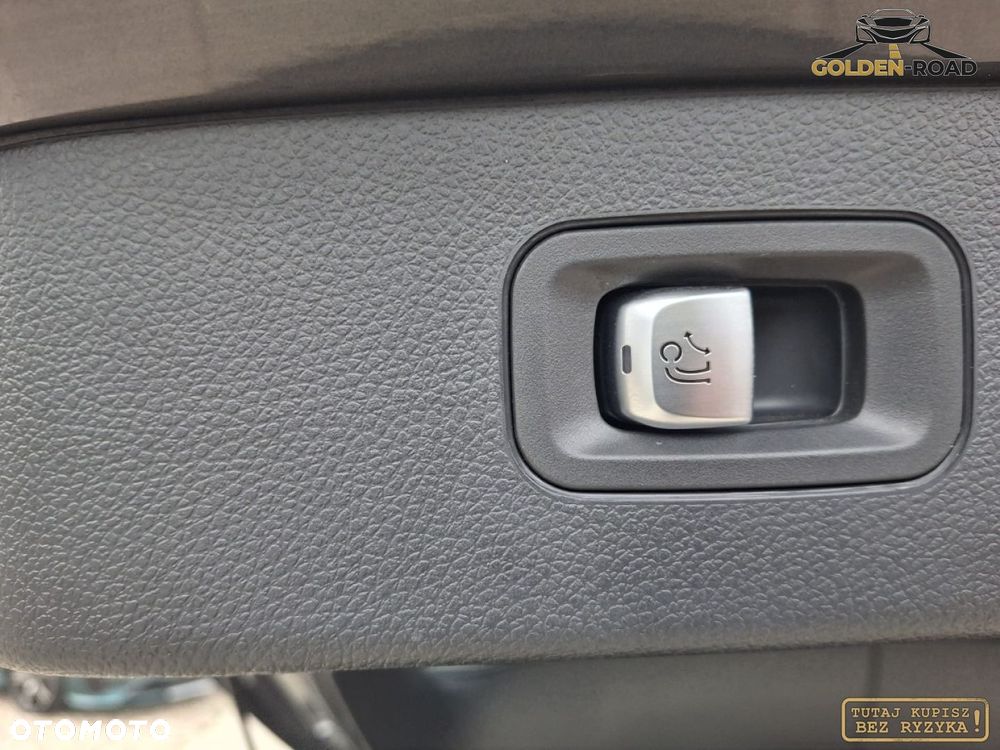 Mercedes-Benz GLC - 30