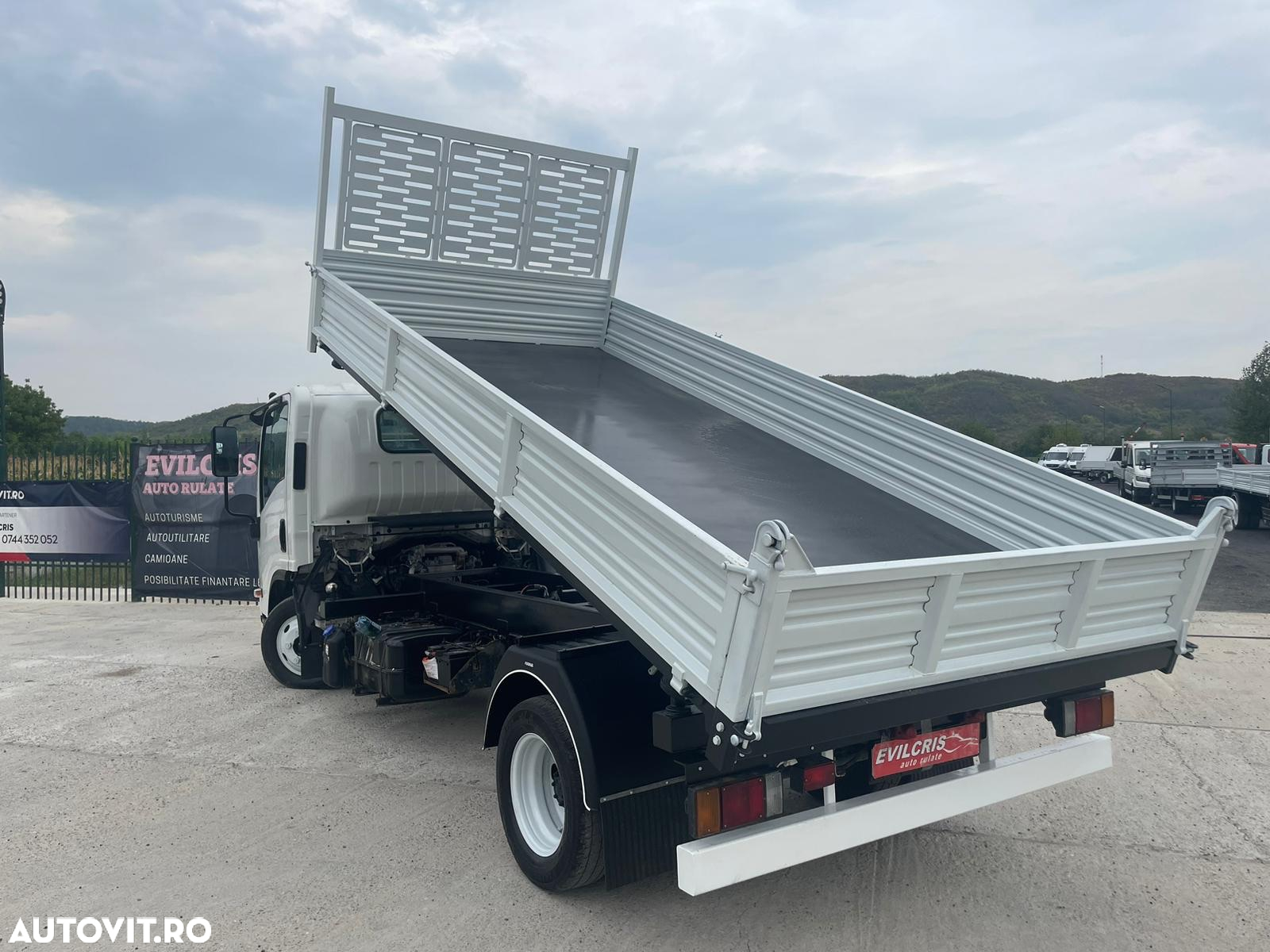 Isuzu N35 BASCULABIL 4.5 m - 2