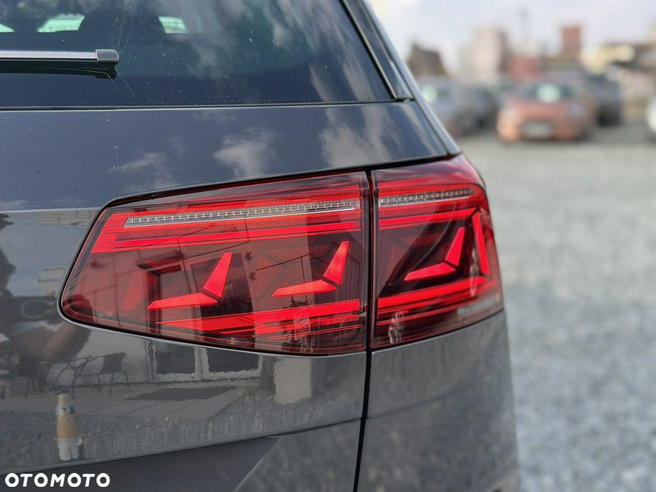 Volkswagen Passat 2.0 TDI EVO Elegance DSG - 29
