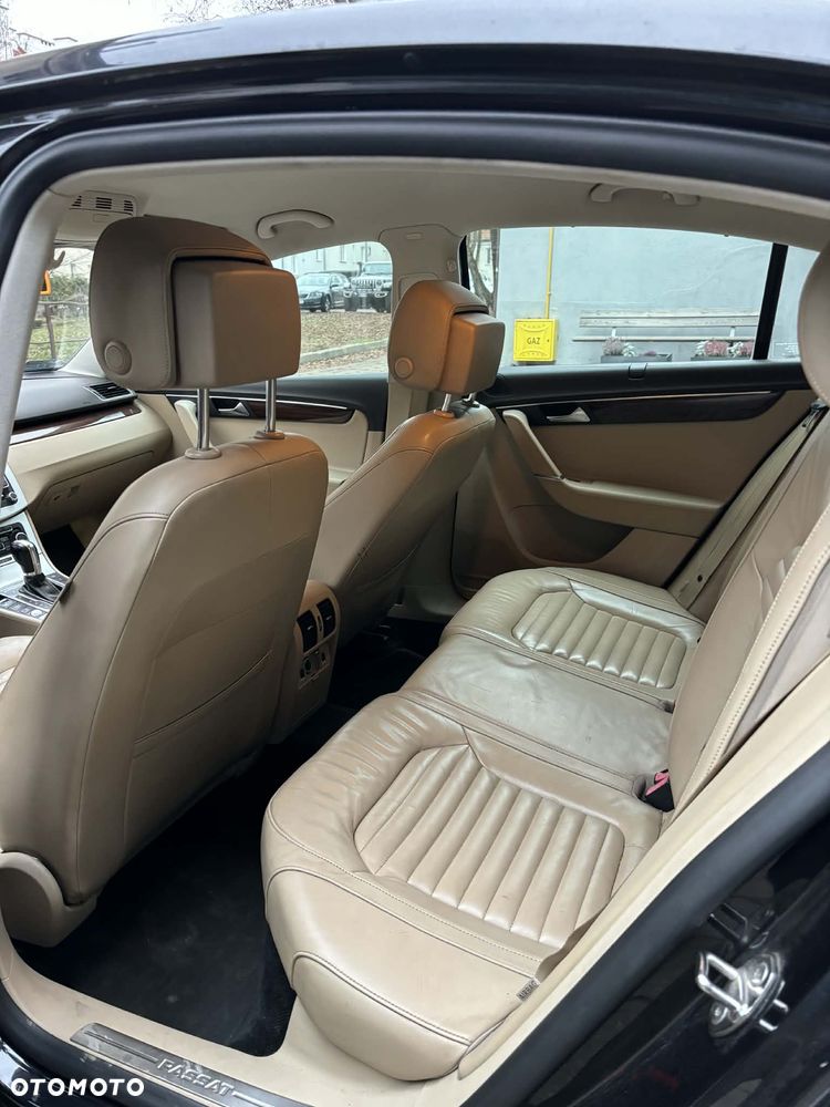 Volkswagen Passat 2.0 TSI Highline DSG - 6
