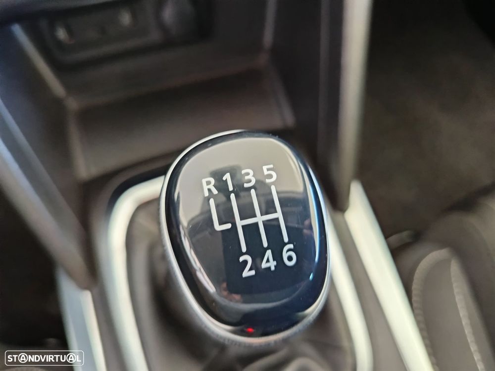 Renault Mégane Grand Coupe 1.3 TCe Limited J17 - 26