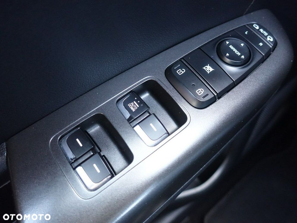 Kia Sportage 1.6 GDI L 2WD - 27