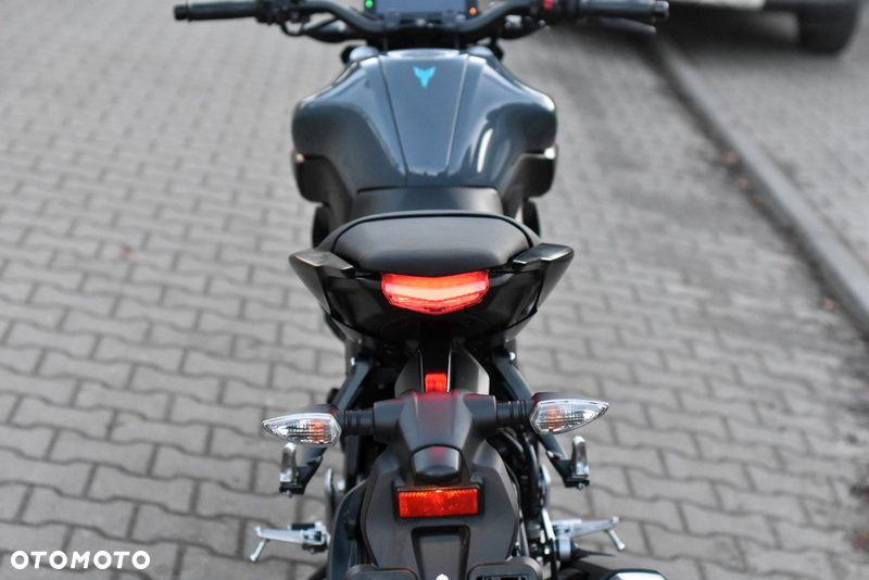 Yamaha MT - 18
