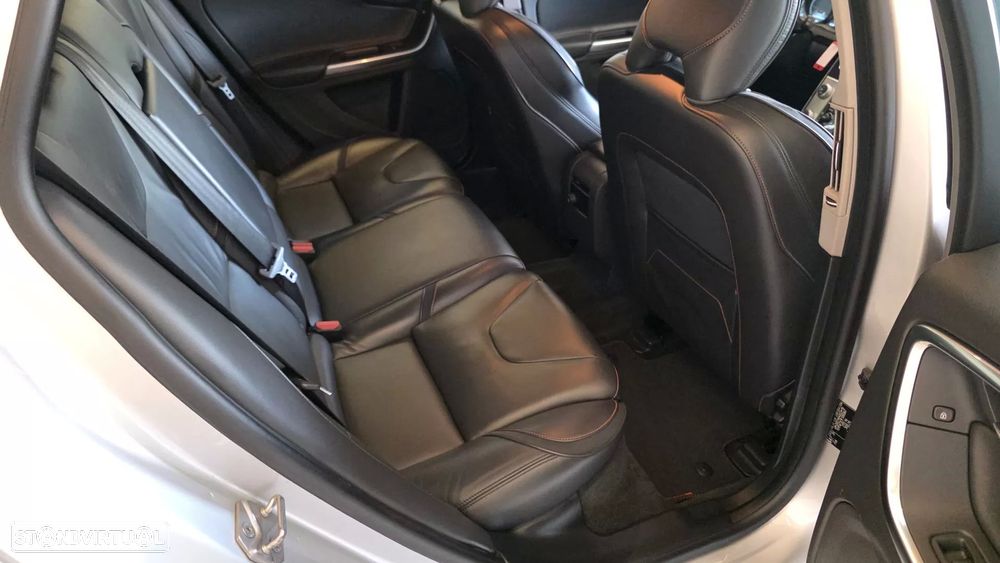 Volvo V60 2.0 D4 VOR - 49