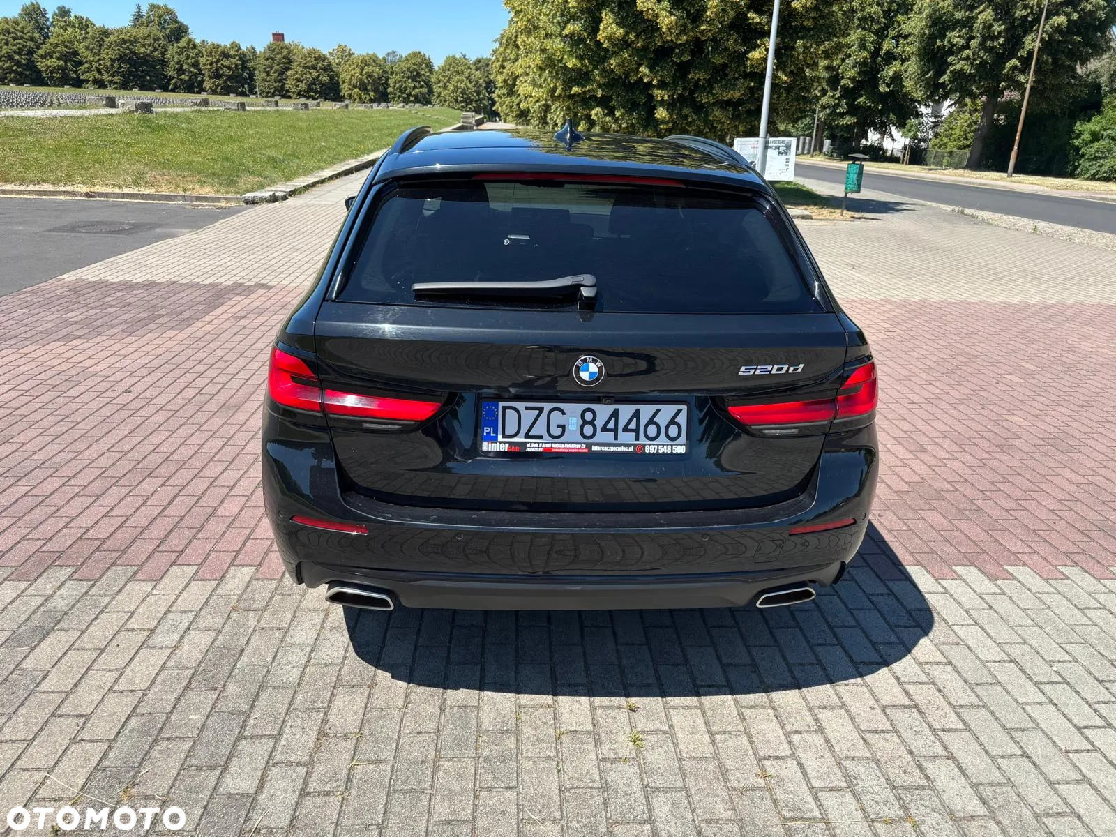 BMW Seria 5 520d Touring Luxury Line - 16