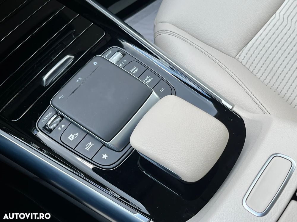 Mercedes-Benz GLA 250 e - 22