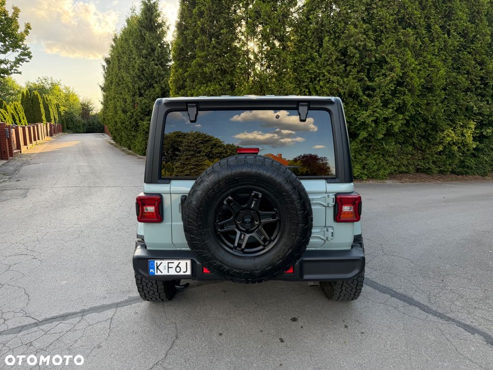 Jeep Wrangler - 13