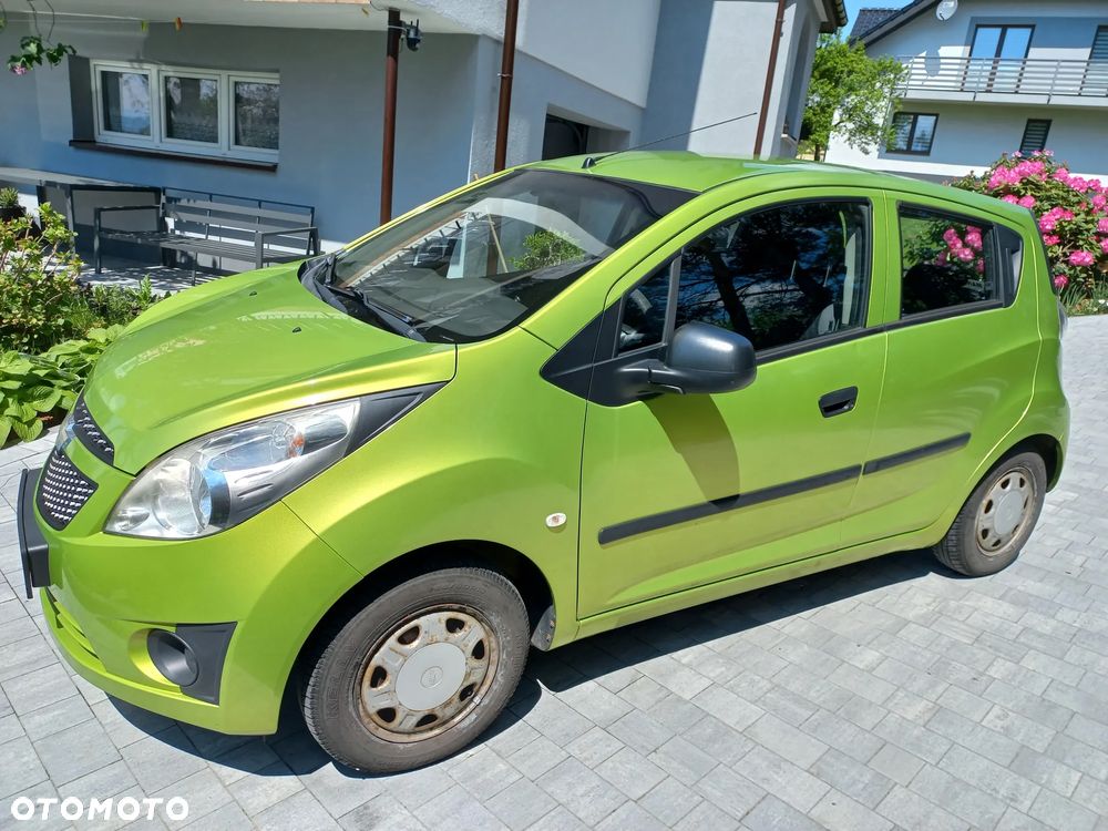 Chevrolet Spark 1.0 Base - 1