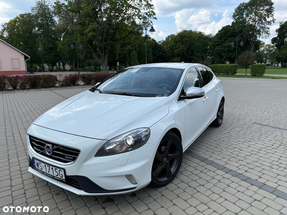 Volvo V40 D2 R-Design Summum - 3