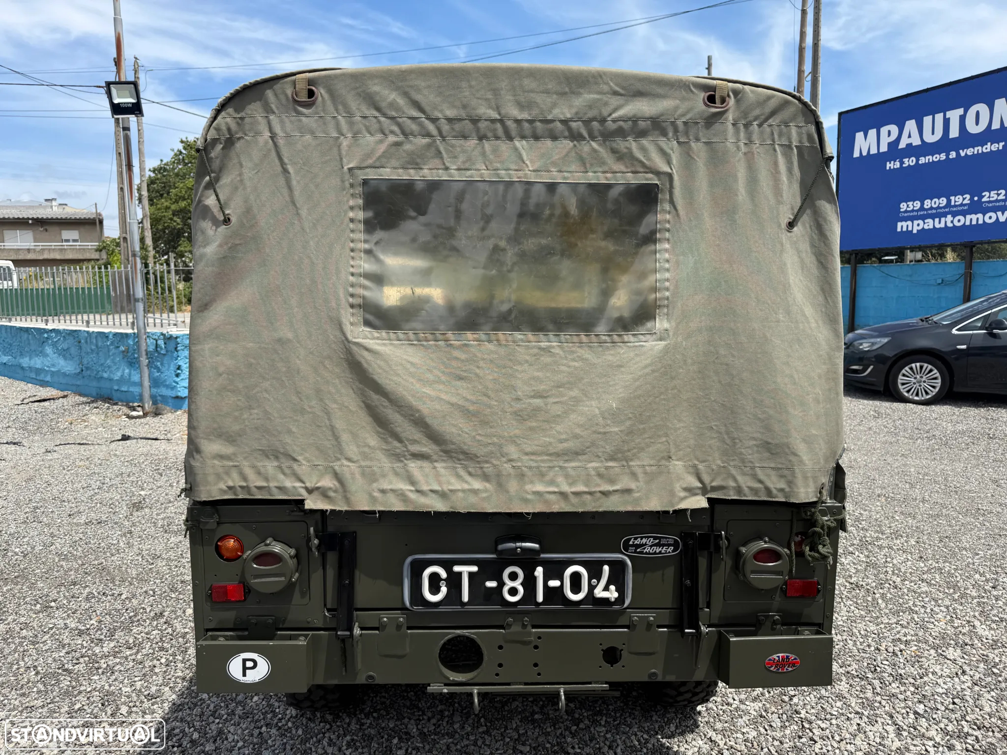 Land Rover Defender - 6